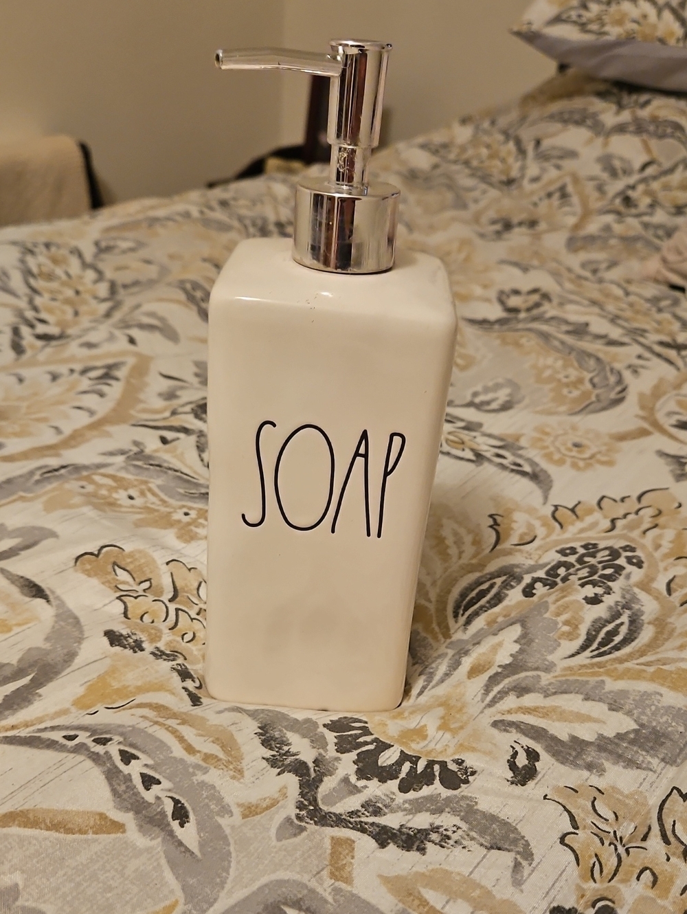 🆕Rae Dunn Soap Dispenser